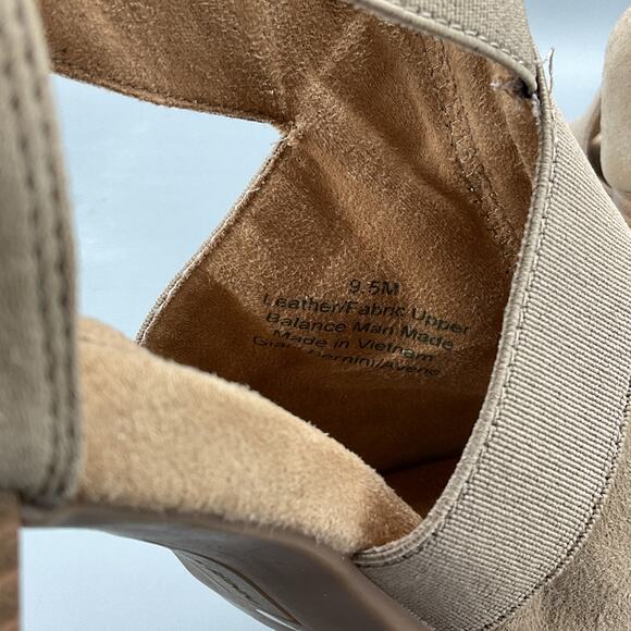 NEW Giani Bernini Women’s Averiel Leather Open Toe Pumps Beige Size 9.5M - Picture 5 of 12